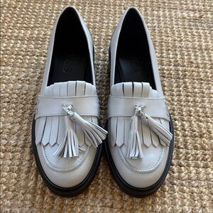 AEYDE NEW - NWOT Aeyde Eryn Tassle Loafers Grey Chalk Size EU 37 / 7  dust bag
